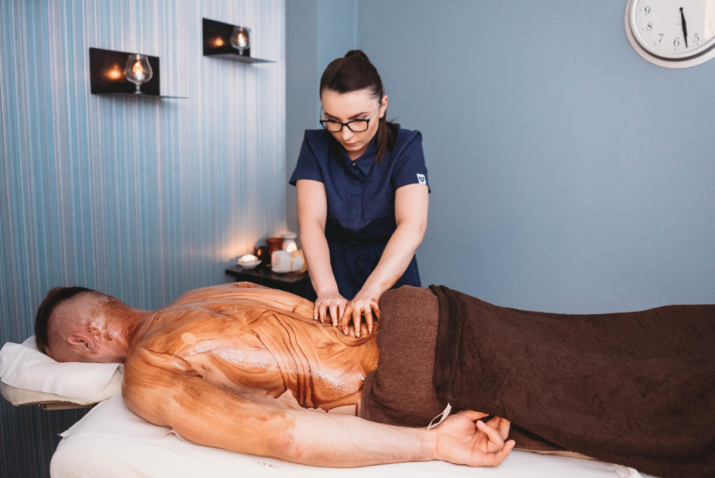 Masaż prawdziwą czekoladą 3 Masaż gorącą czekoladą SPA Rzeszów